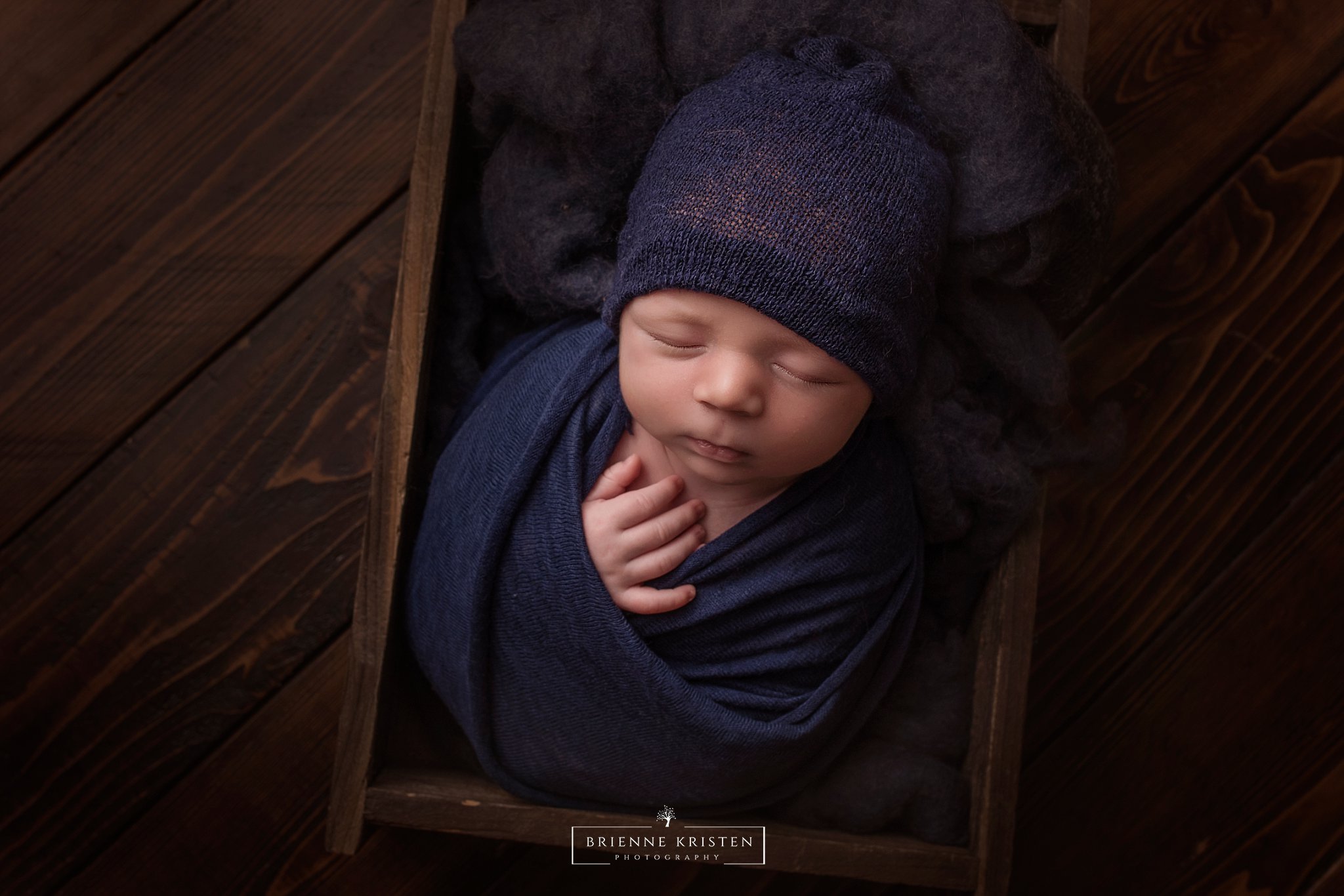 family mama knits newborn oh so fleeting senior session sweet mily mae willow and elm  Photography