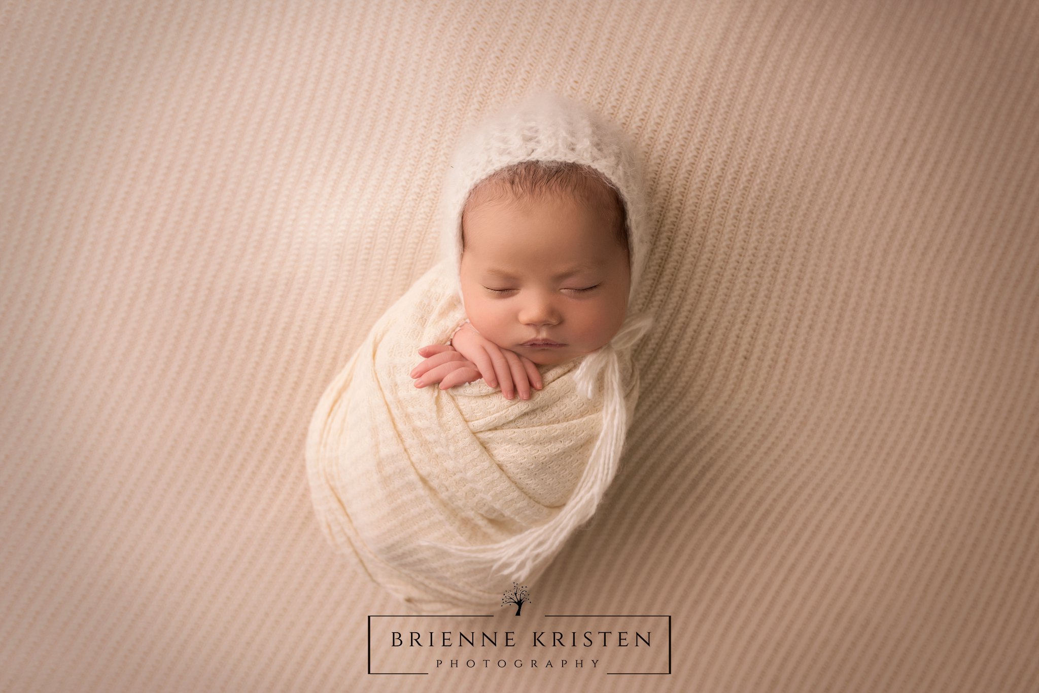 family newborn studio Uncategorized  Photography