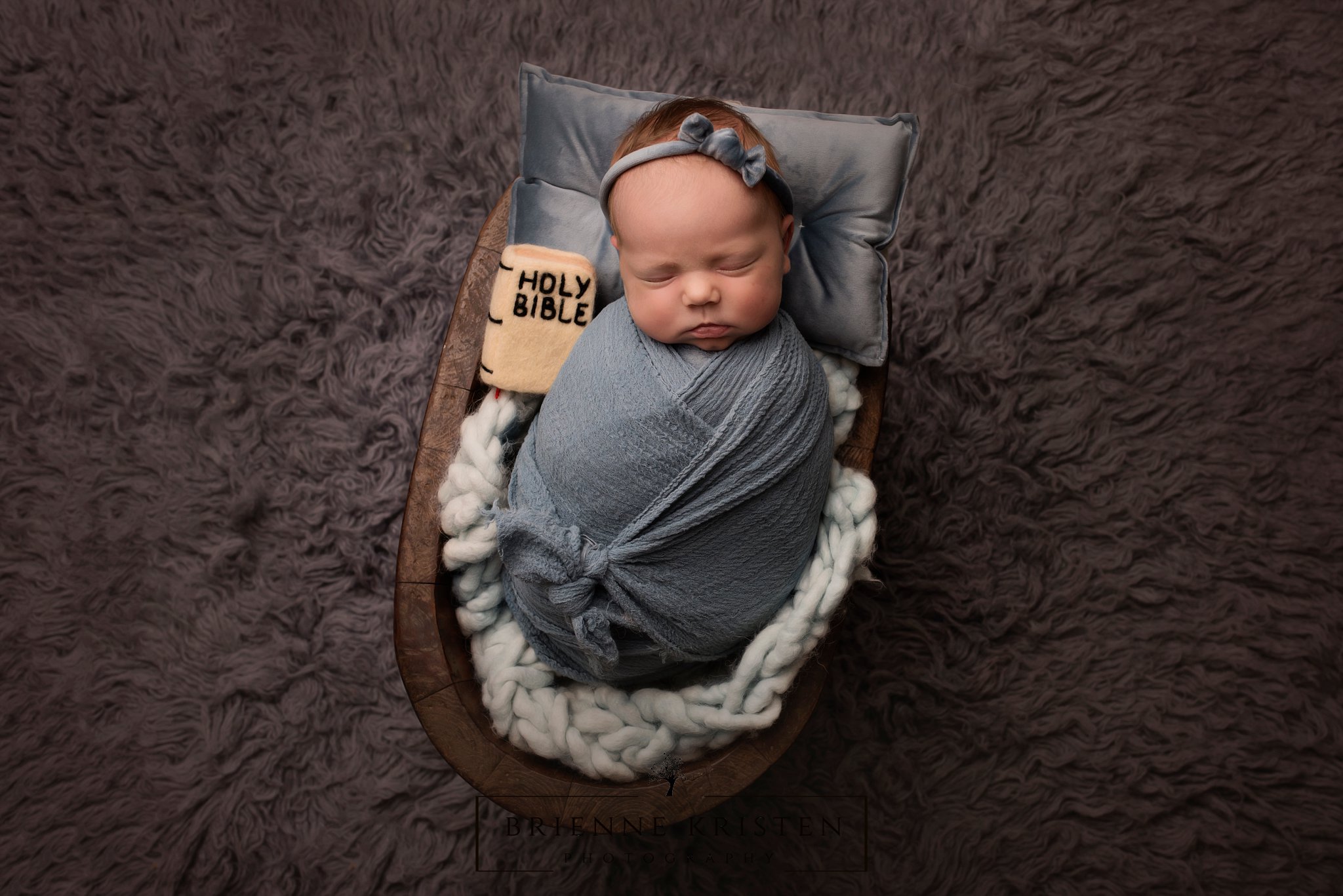 family mini session newborn studio  Photography