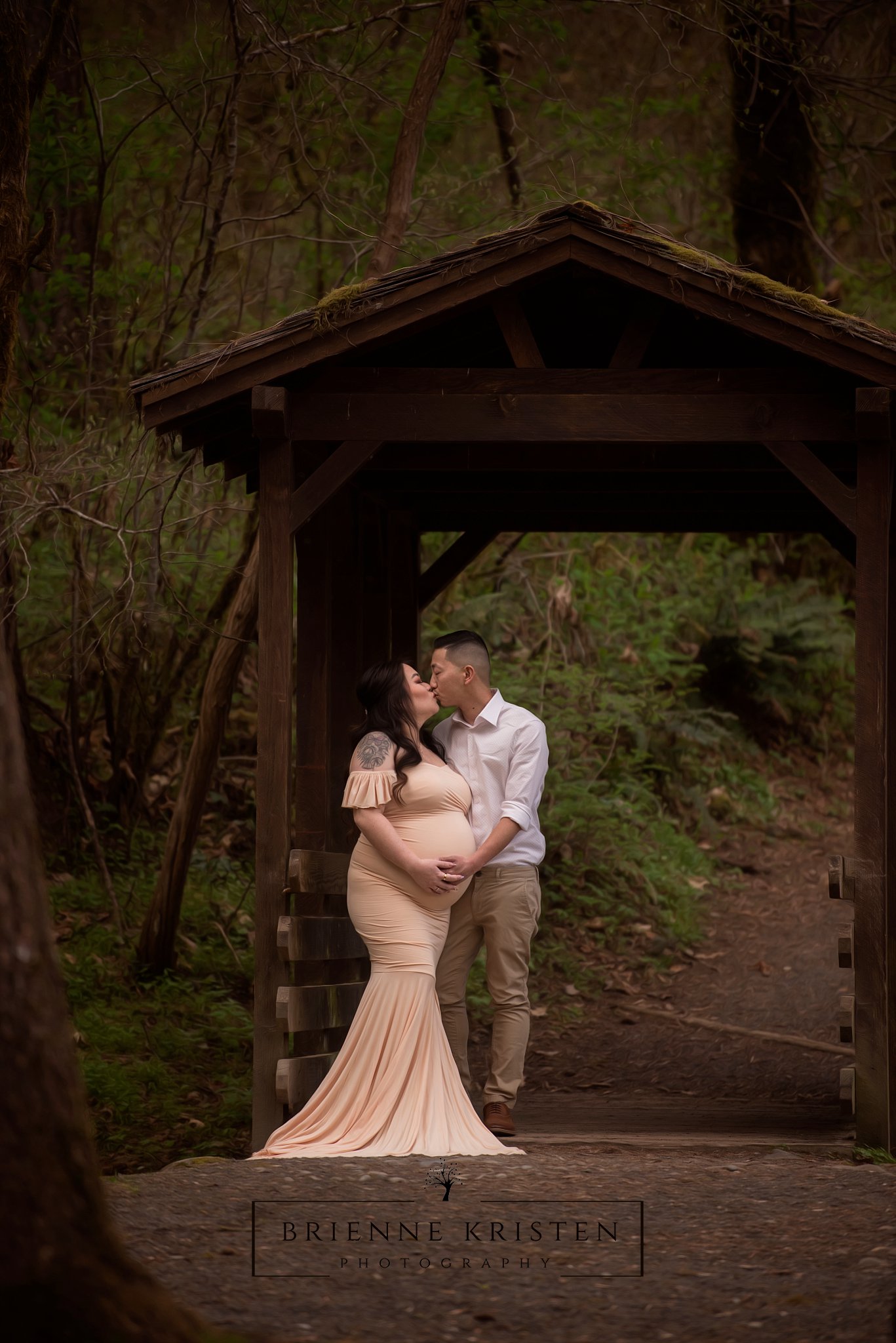 maternity outdoors Uncategorized  Photography