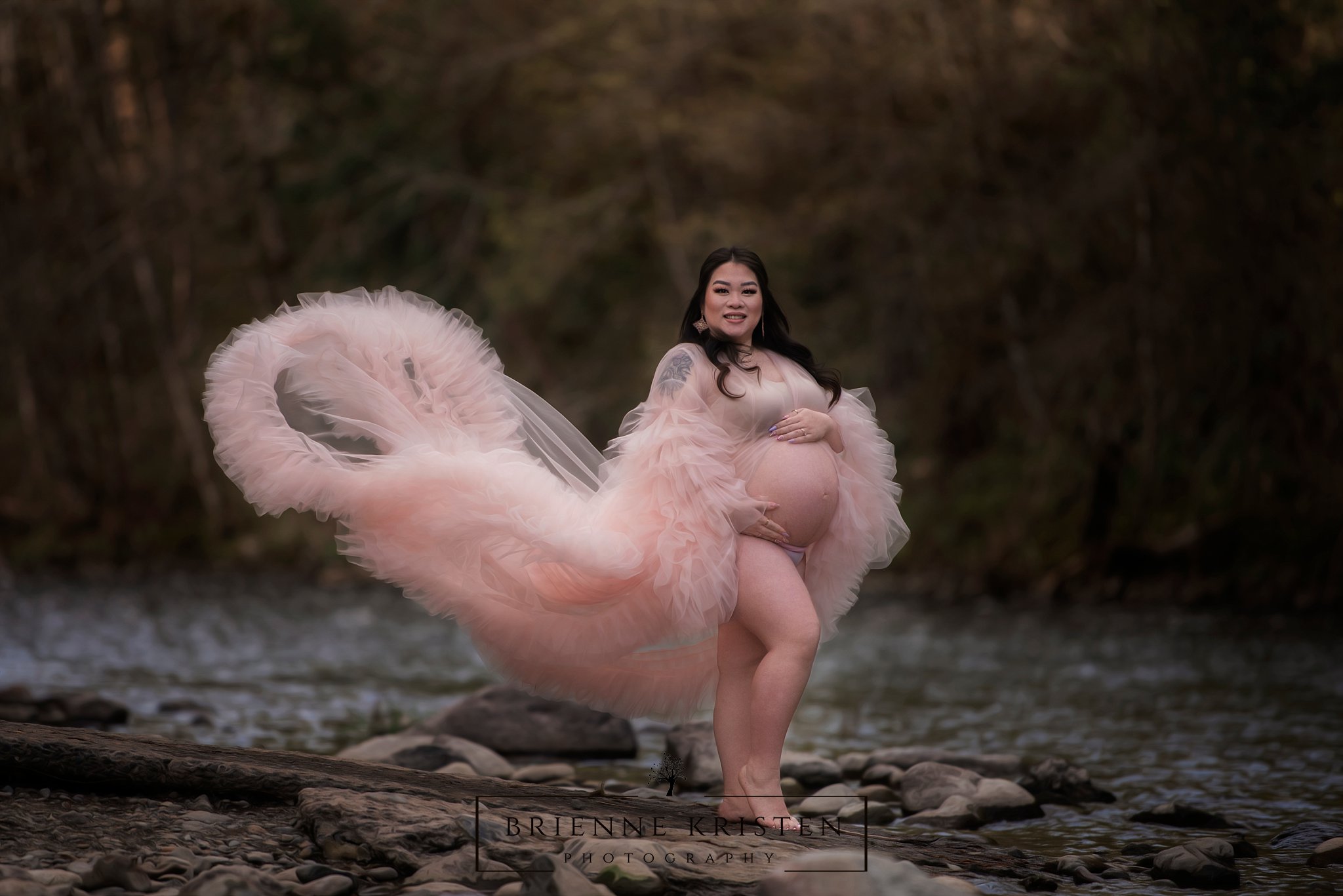 maternity outdoors Uncategorized  Photography